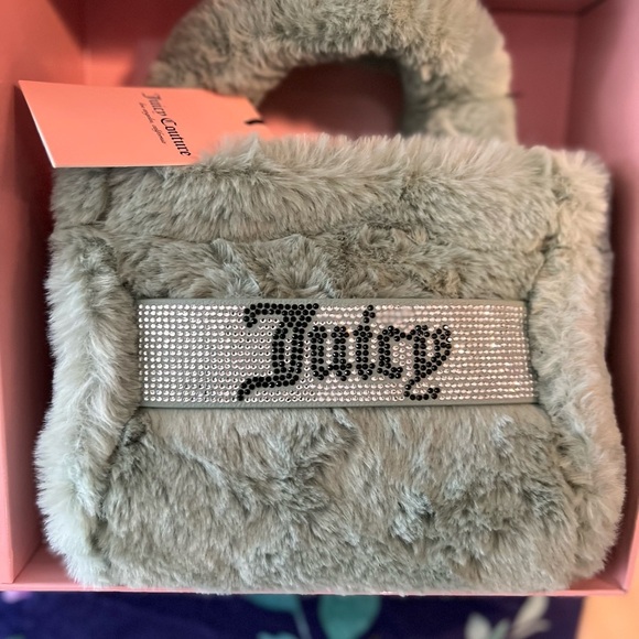 💚💚NWT- JUICY COUTURE FAUX FUR MINI TOTE & SPARKLY BARREL COIN PURSE SET💚💚 - Picture 12 of 15